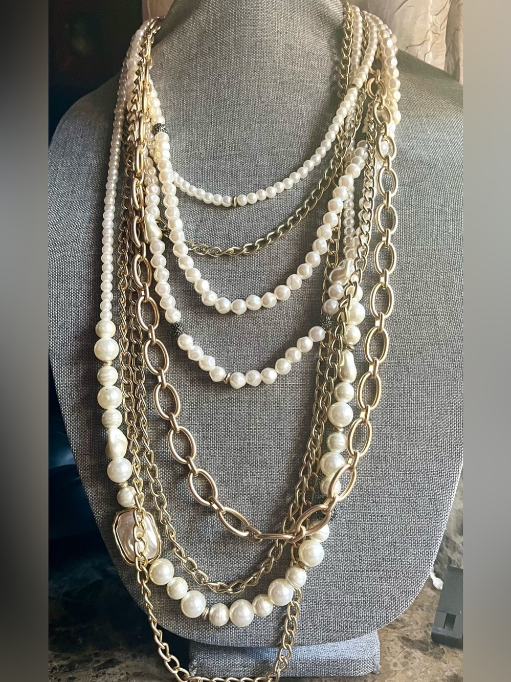 Chico’s Pearl and Gold Chain Necklace